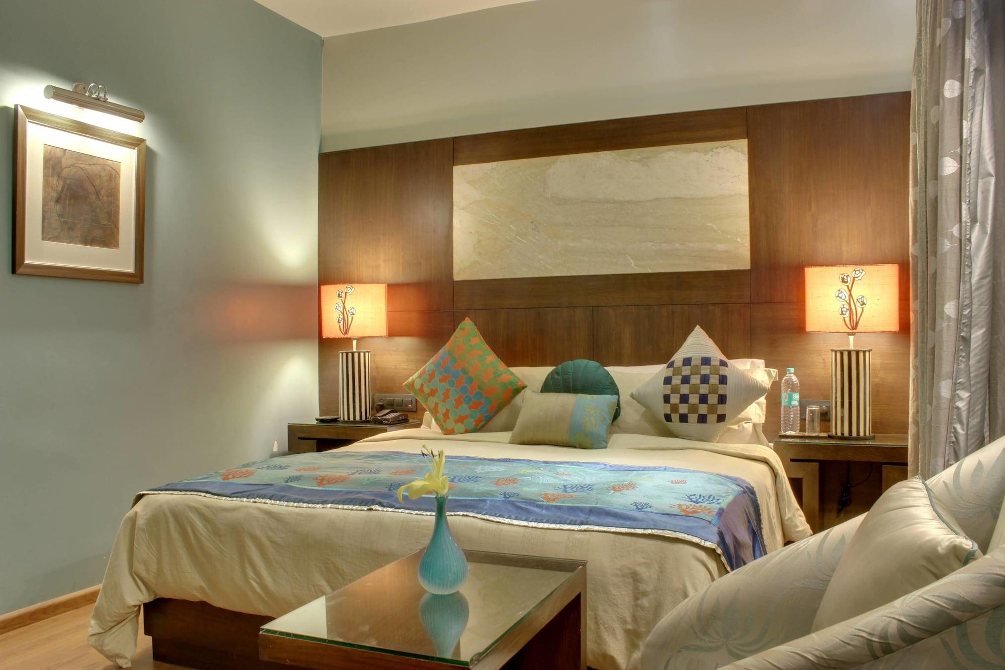 Justa Mg Road Hotell Bangalore Eksteriør bilde